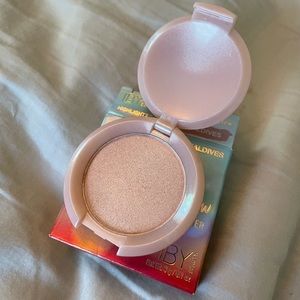 IBY Sunkissed Glow Highlighter